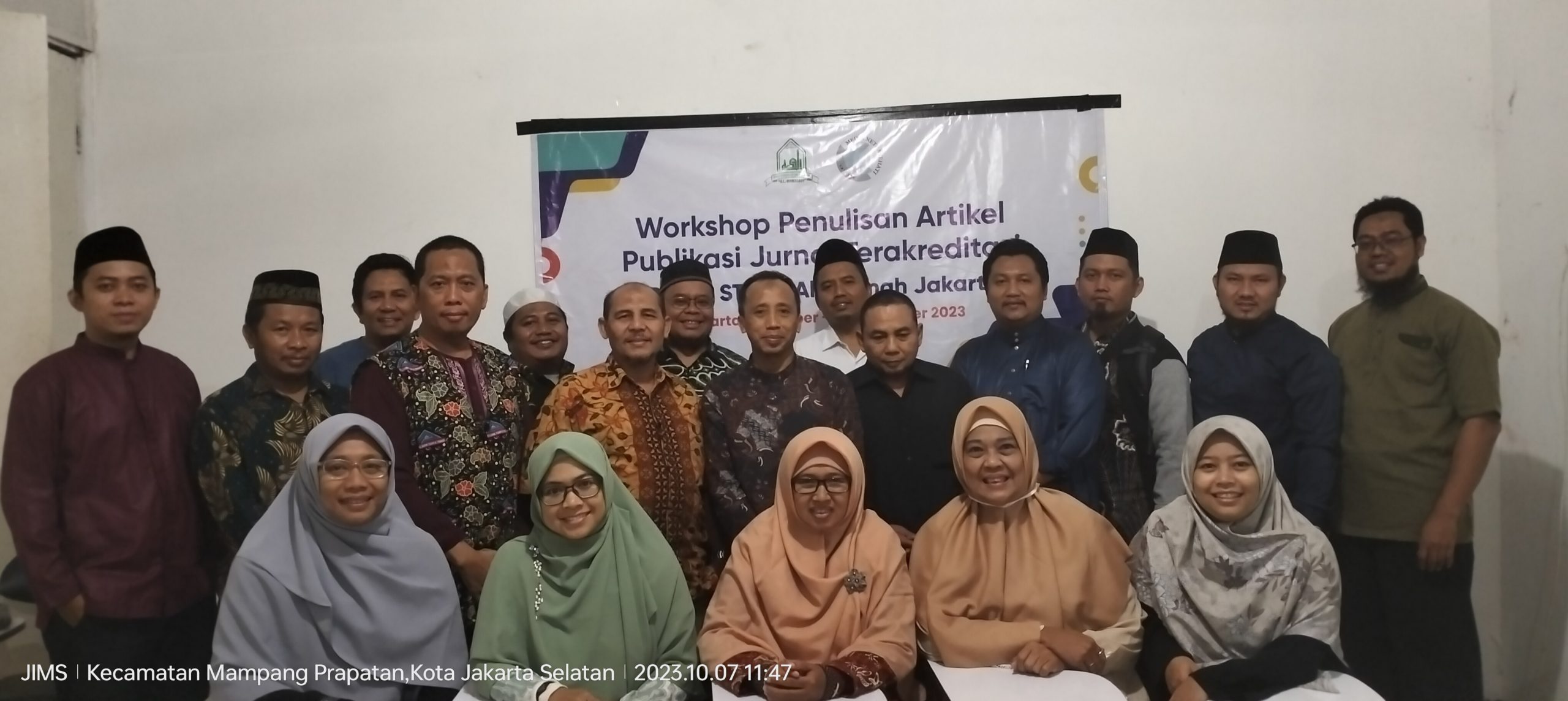 PENULISAN ARTIKEL UNTUK PUBLIKASI JURNAL TERAKREDITASI